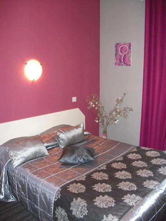 Hotel Le Michelet Gap 2*,